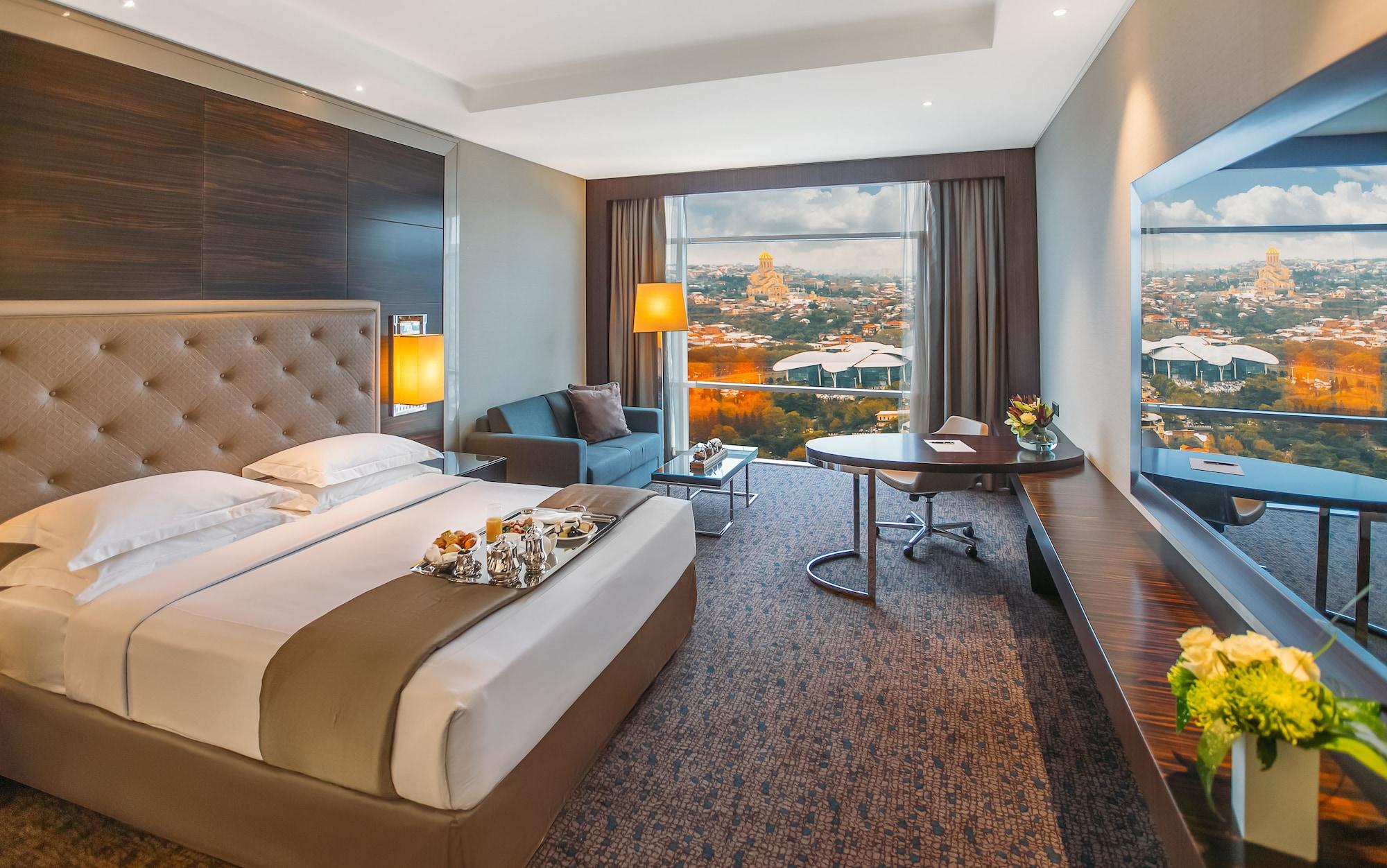 The Biltmore Tbilisi Hotel Luaran gambar Deluxe Room