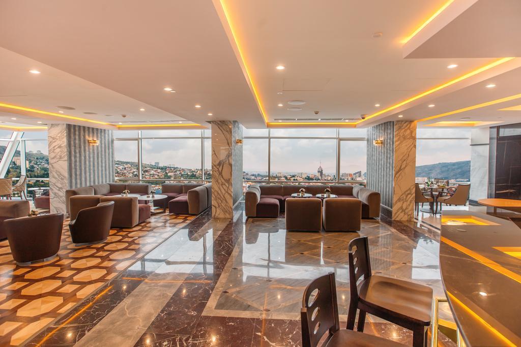 The Biltmore Tbilisi Hotel Luaran gambar The lounge at the hotel